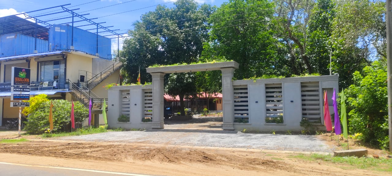 Front exterior 02
